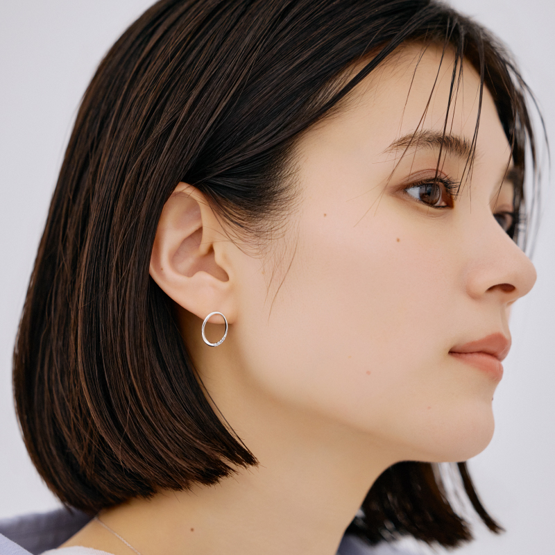 ピアス